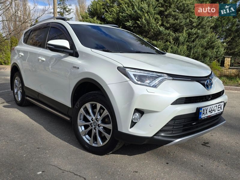 Toyota RAV4 2016