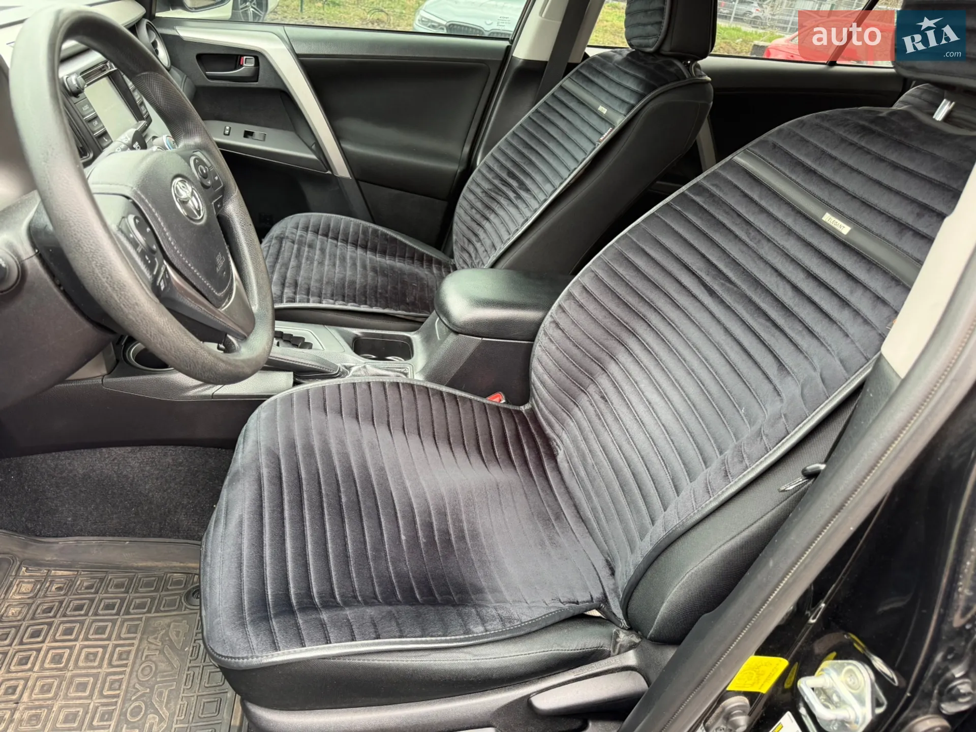 2017 Toyota RAV 4 - мініатюра 10