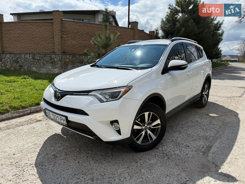 Toyota RAV4 2017