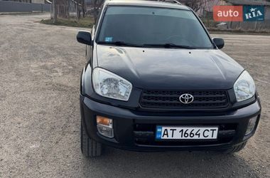 Позашляховик / Кросовер Toyota RAV4 2002 в Коломиї