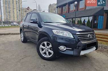 Внедорожник / Кроссовер Toyota RAV4 2011 в Киеве
