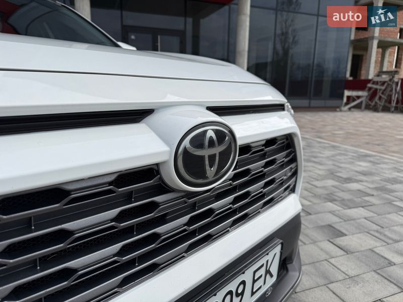 Внедорожник / Кроссовер Toyota RAV4 2022 в Тячеве фото 8 Внедорожник / Кроссовер Toyota RAV4 2022 в Тячеве