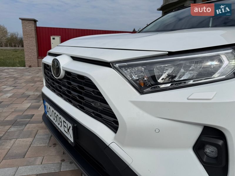 Внедорожник / Кроссовер Toyota RAV4 2022 в Тячеве фото 17 Внедорожник / Кроссовер Toyota RAV4 2022 в Тячеве