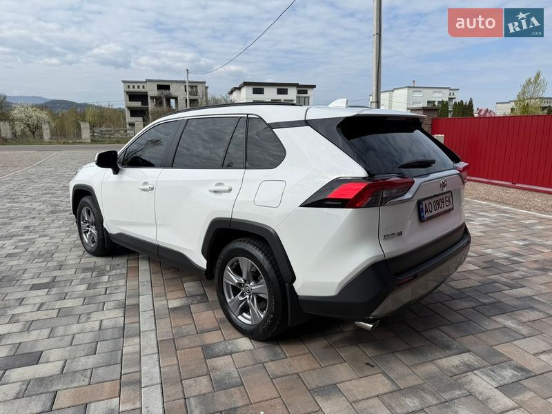 Внедорожник / Кроссовер Toyota RAV4 2022 в Тячеве фото 22 Внедорожник / Кроссовер Toyota RAV4 2022 в Тячеве