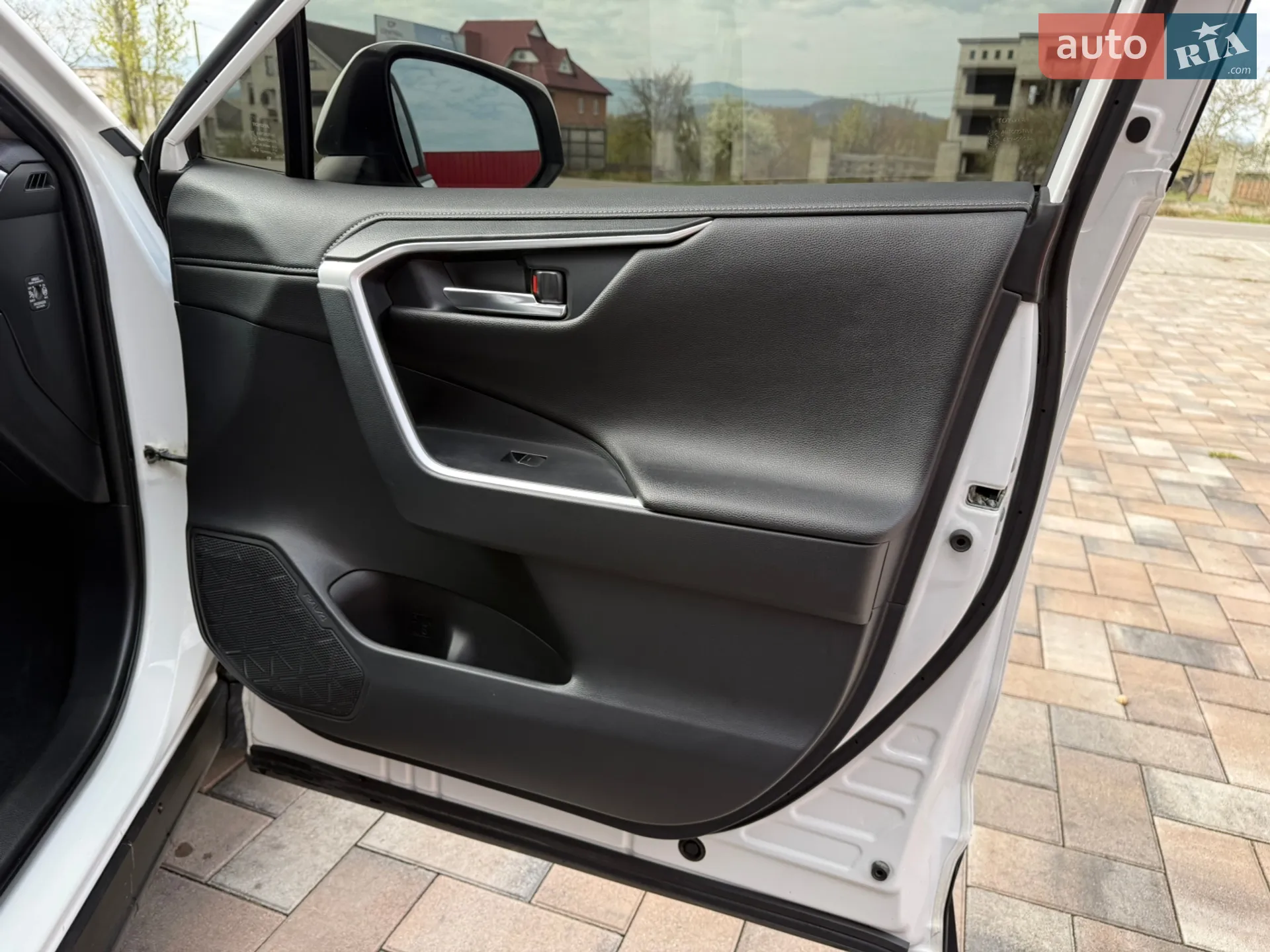 2022 Toyota RAV 4 - мініатюра 48