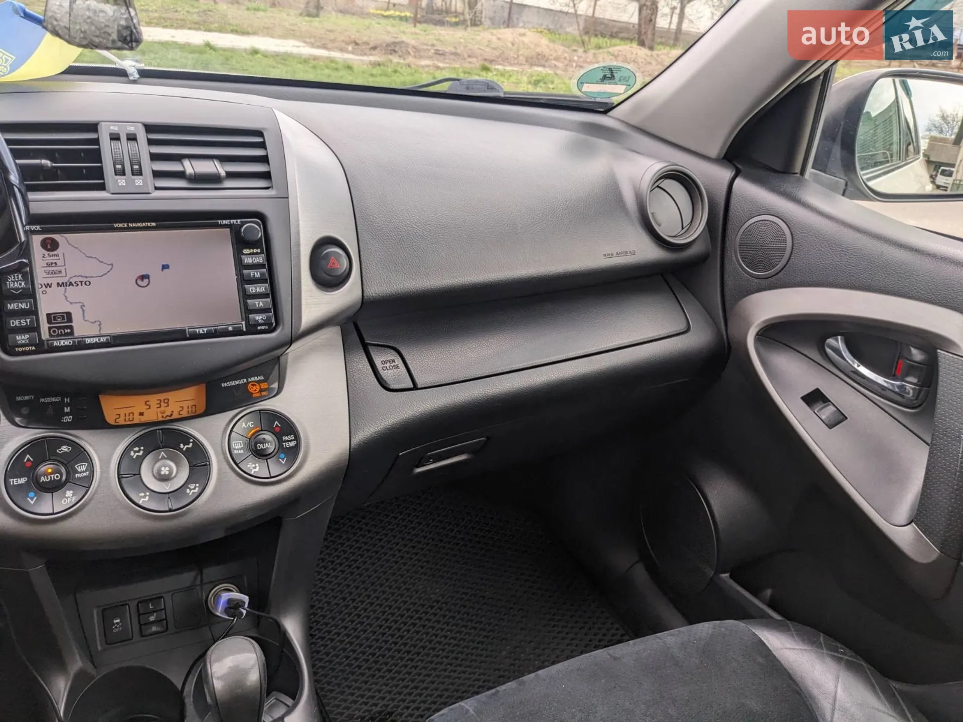 2010 Toyota RAV 4 - мініатюра 13