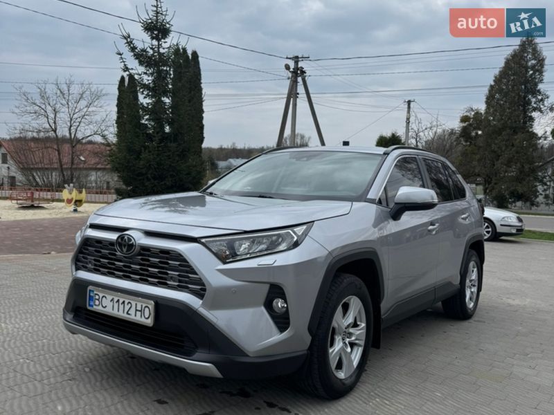 Внедорожник / Кроссовер Toyota RAV4 2020 в Львове фото 2 Внедорожник / Кроссовер Toyota RAV4 2020 в Львове