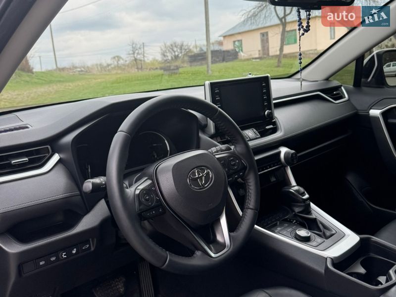 Внедорожник / Кроссовер Toyota RAV4 2020 в Львове фото 13 Внедорожник / Кроссовер Toyota RAV4 2020 в Львове