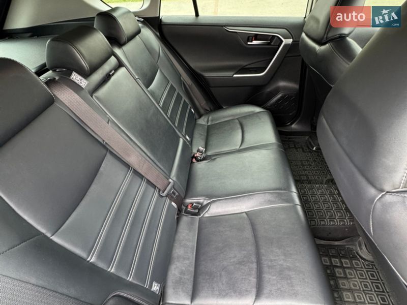 Внедорожник / Кроссовер Toyota RAV4 2020 в Львове фото 22 Внедорожник / Кроссовер Toyota RAV4 2020 в Львове