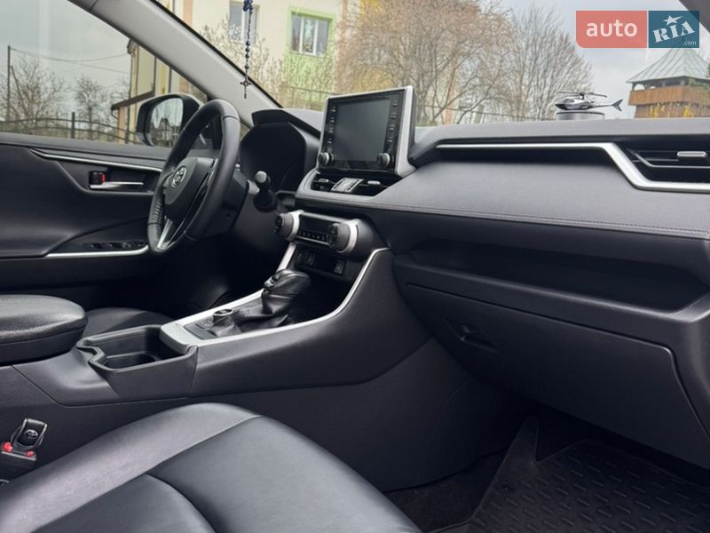 Внедорожник / Кроссовер Toyota RAV4 2020 в Львове фото 26 Внедорожник / Кроссовер Toyota RAV4 2020 в Львове
