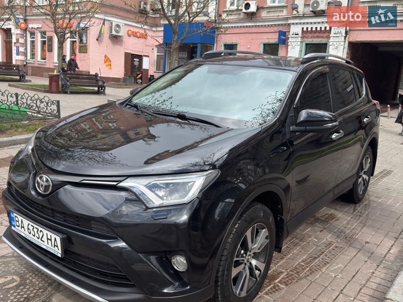 Внедорожник / Кроссовер Toyota RAV4 2017 в Киеве фото 3 Внедорожник / Кроссовер Toyota RAV4 2017 в Киеве