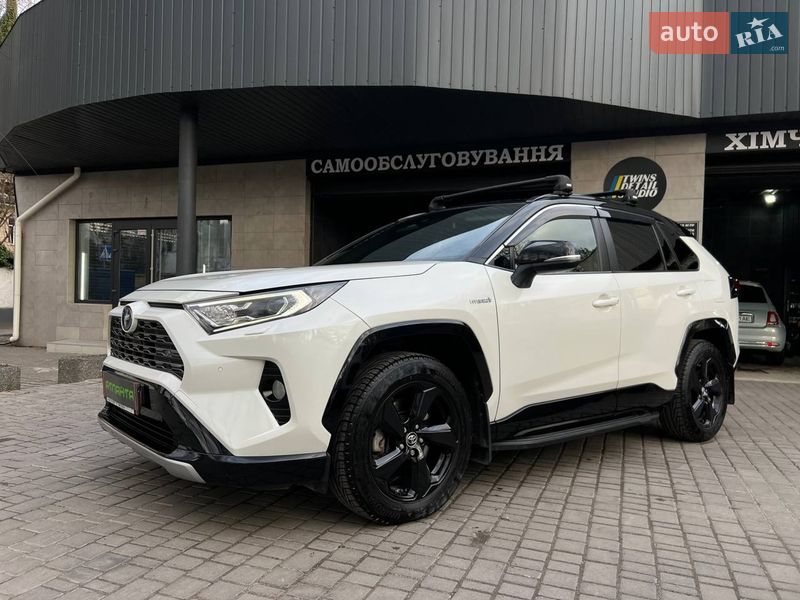 Внедорожник / Кроссовер Toyota RAV4 2018 в Одессе