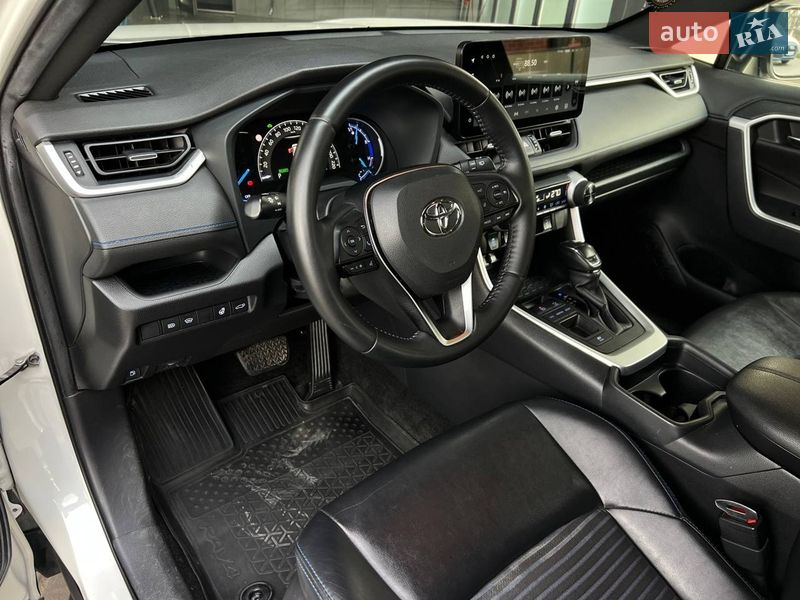 Внедорожник / Кроссовер Toyota RAV4 2018 в Одессе