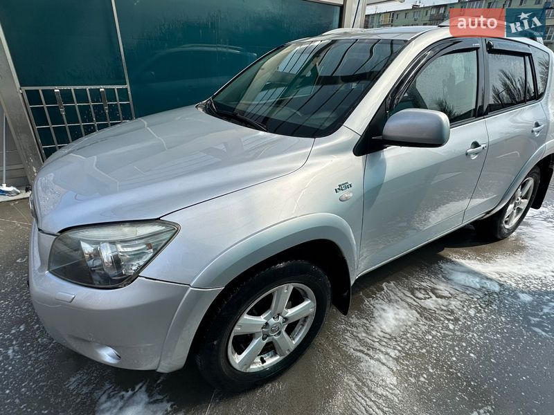 Внедорожник / Кроссовер Toyota RAV4 2007 в Черкассах