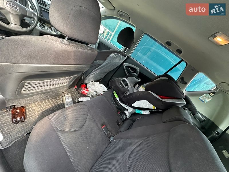 Внедорожник / Кроссовер Toyota RAV4 2007 в Черкассах