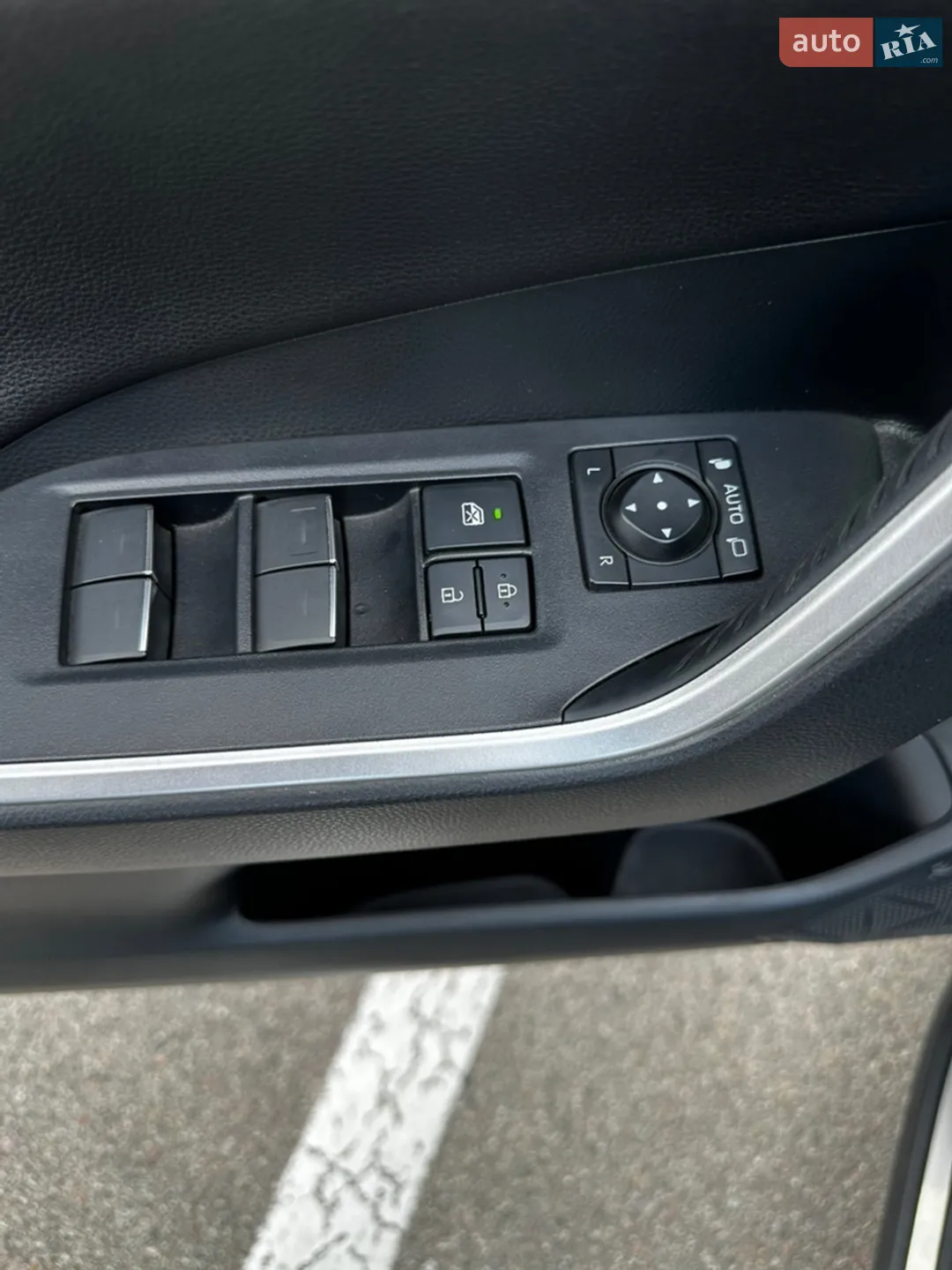 2023 Toyota RAV 4 - мініатюра 42
