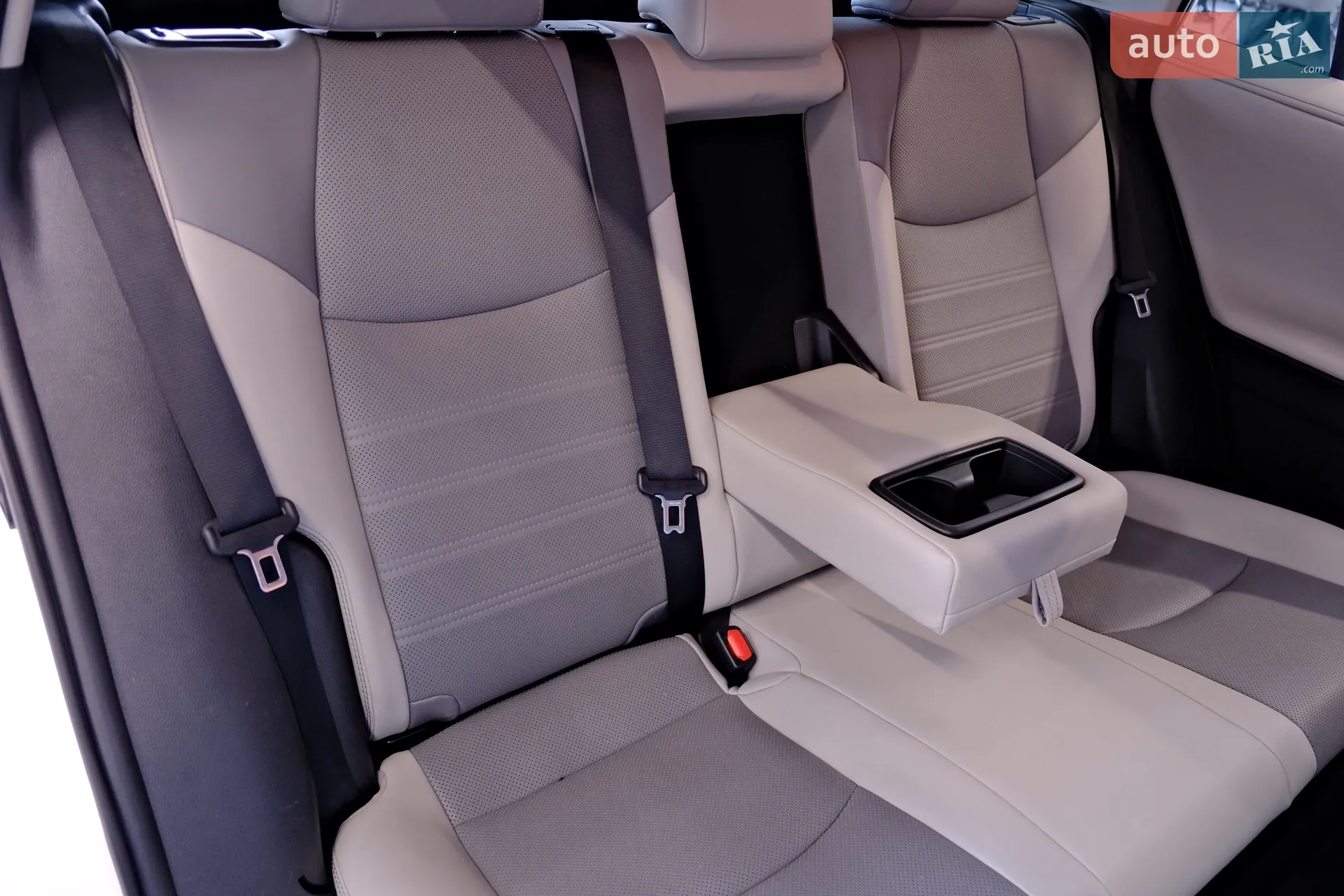 2020 Toyota RAV 4 - мініатюра 39