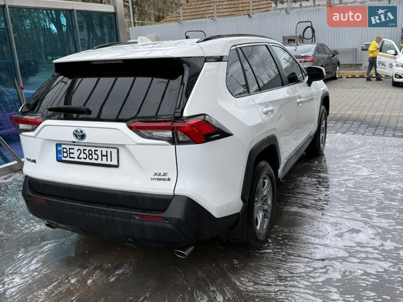 Позашляховик / Кросовер Toyota RAV4 2024 в Миколаєві