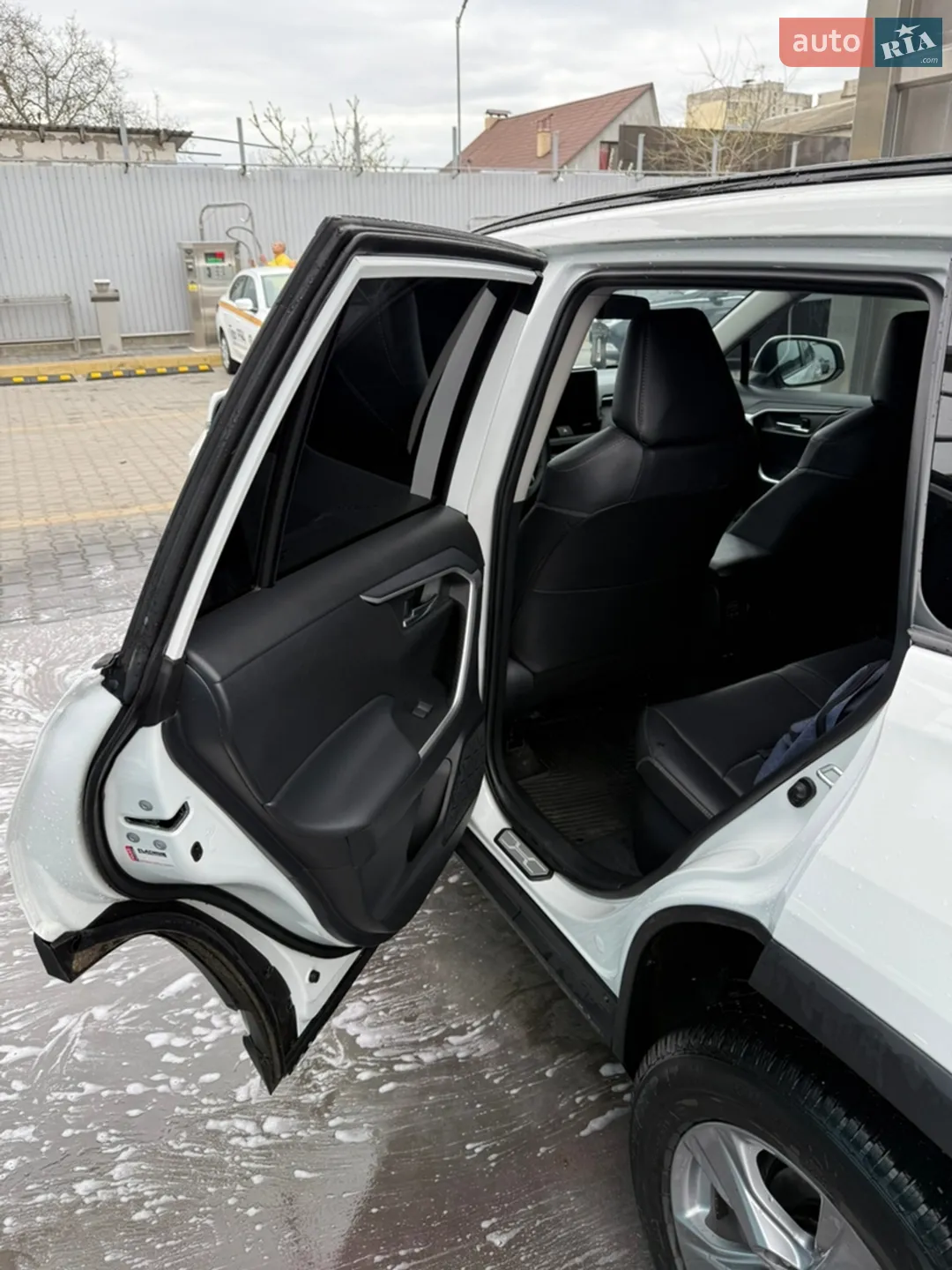 2024 Toyota RAV 4 - мініатюра 17