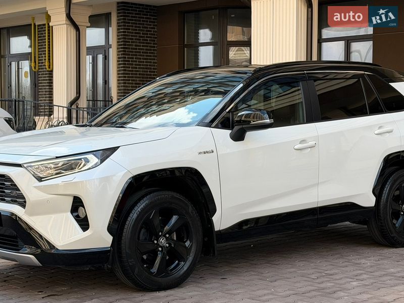 Внедорожник / Кроссовер Toyota RAV4 2020 в Киеве фото 12 Внедорожник / Кроссовер Toyota RAV4 2020 в Киеве