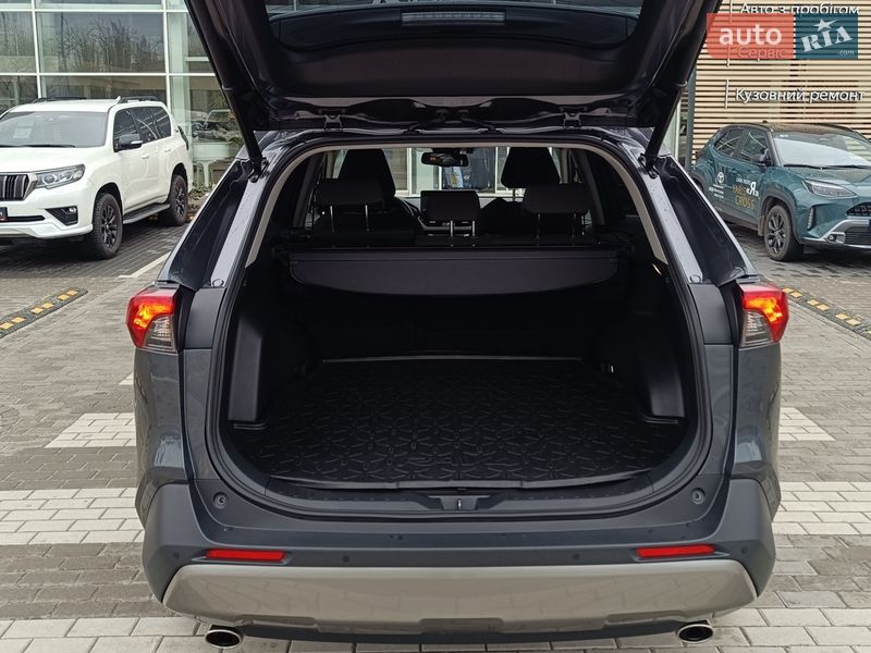 Внедорожник / Кроссовер Toyota RAV4 2023 в Киеве фото 10 Внедорожник / Кроссовер Toyota RAV4 2023 в Киеве