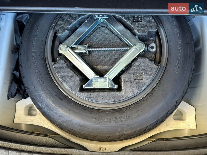 Внедорожник / Кроссовер Toyota RAV4 2020 в Киеве фото 61 Внедорожник / Кроссовер Toyota RAV4 2020 в Киеве