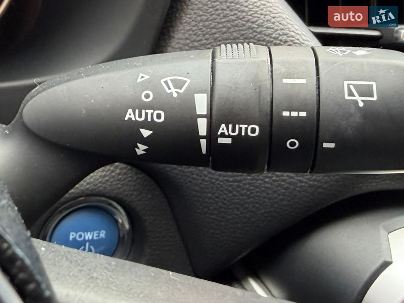 Внедорожник / Кроссовер Toyota RAV4 2020 в Киеве фото 106 Внедорожник / Кроссовер Toyota RAV4 2020 в Киеве