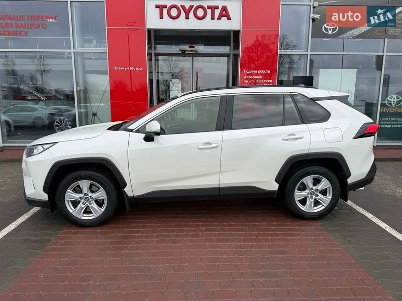 Позашляховик / Кросовер Toyota RAV4 2019 в Вінниці