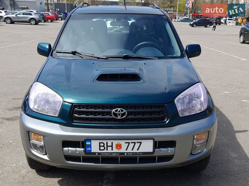 Внедорожник / Кроссовер Toyota RAV4 2003 в Одессе