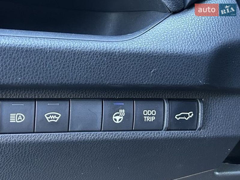 Внедорожник / Кроссовер Toyota RAV4 2023 в Киеве фото 27 Внедорожник / Кроссовер Toyota RAV4 2023 в Киеве