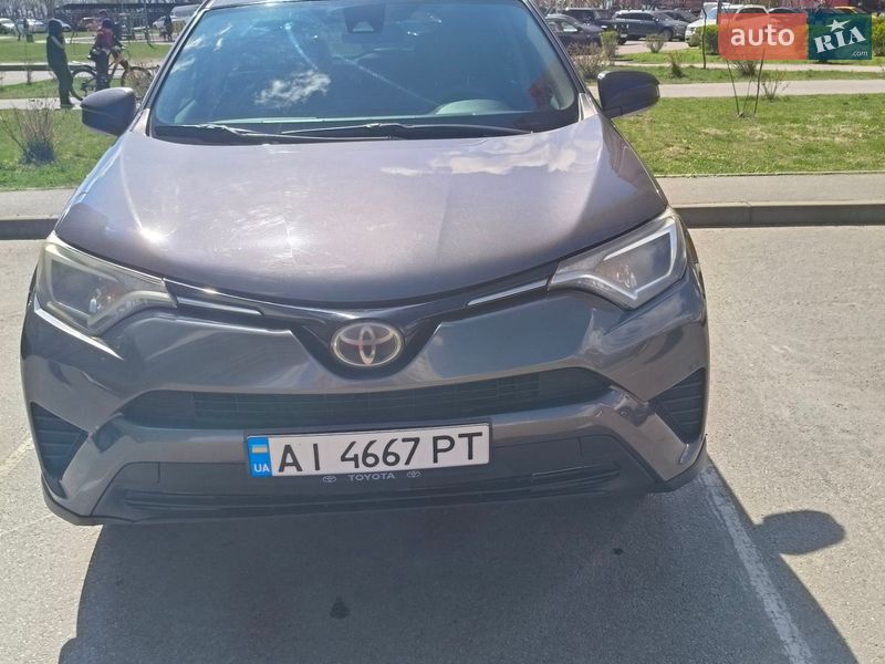 Внедорожник / Кроссовер Toyota RAV4 2016 в Броварах фото Внедорожник / Кроссовер Toyota RAV4 2016 в Броварах