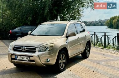 Позашляховик / Кросовер Toyota RAV4 2007 в Білій Церкві