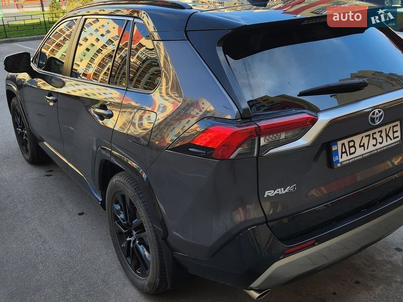 Внедорожник / Кроссовер Toyota RAV4 2022 в Виннице