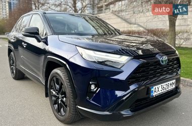 Позашляховик / Кросовер Toyota RAV4 2022 в Києві
