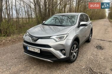 Позашляховик / Кросовер Toyota RAV4 2018 в Чернігові