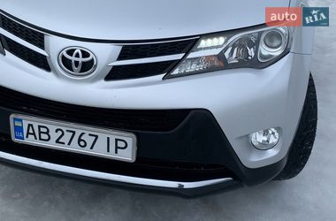 Позашляховик / Кросовер Toyota RAV4 2014 в Оратові