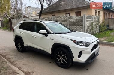 Внедорожник / Кроссовер Toyota RAV4 2019 в Харькове