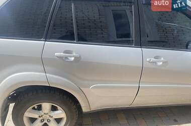 Внедорожник / Кроссовер Toyota RAV4 2003 в Бершади