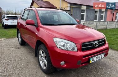Позашляховик / Кросовер Toyota RAV4 2006 в Гадячі