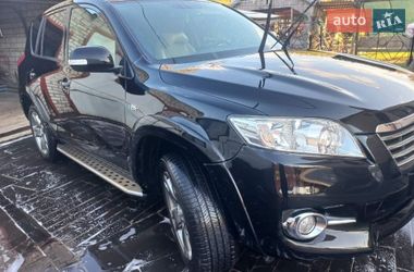 Позашляховик / Кросовер Toyota RAV4 2010 в Луцьку