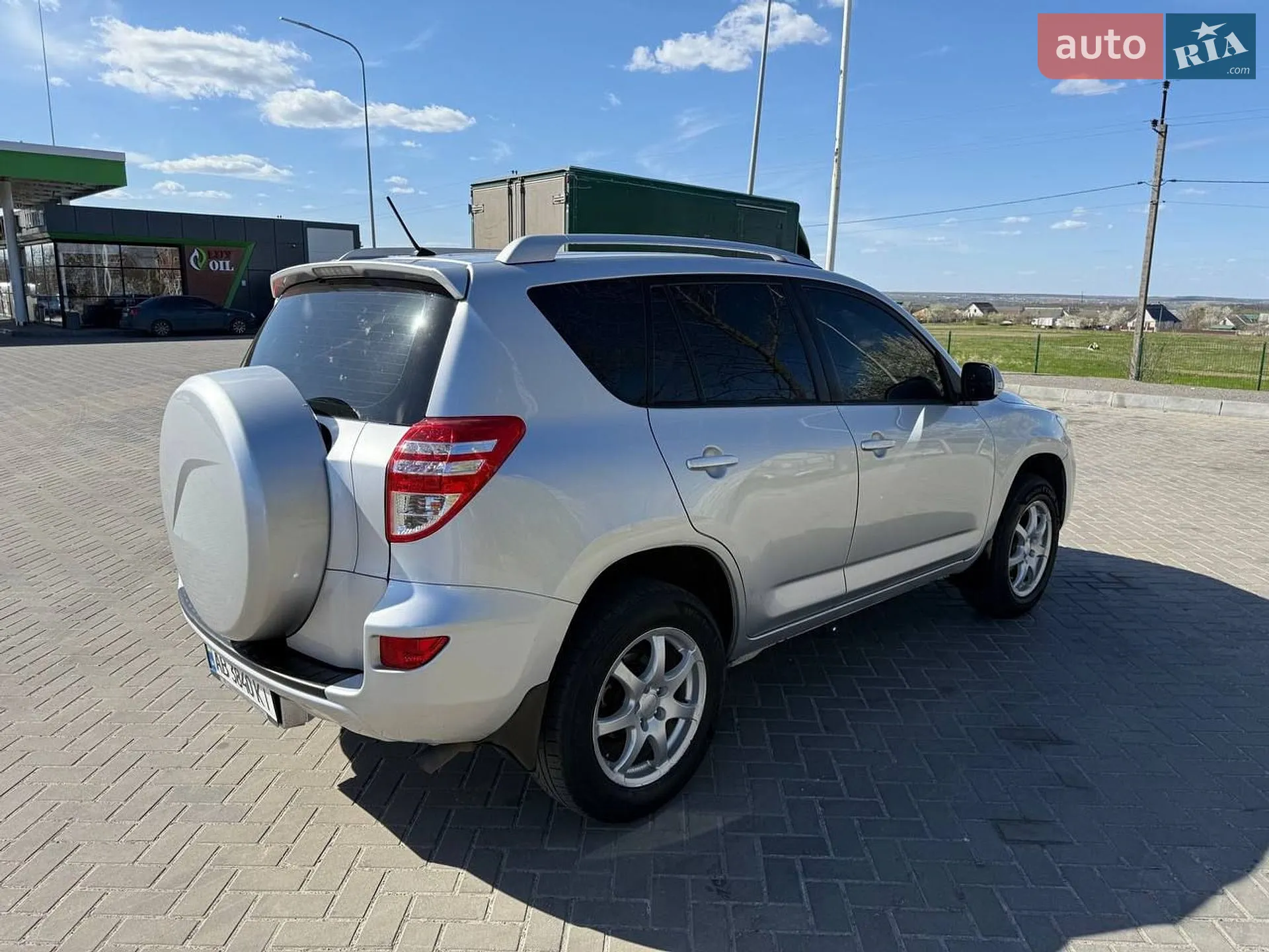 2010 Toyota RAV 4 - мініатюра 14