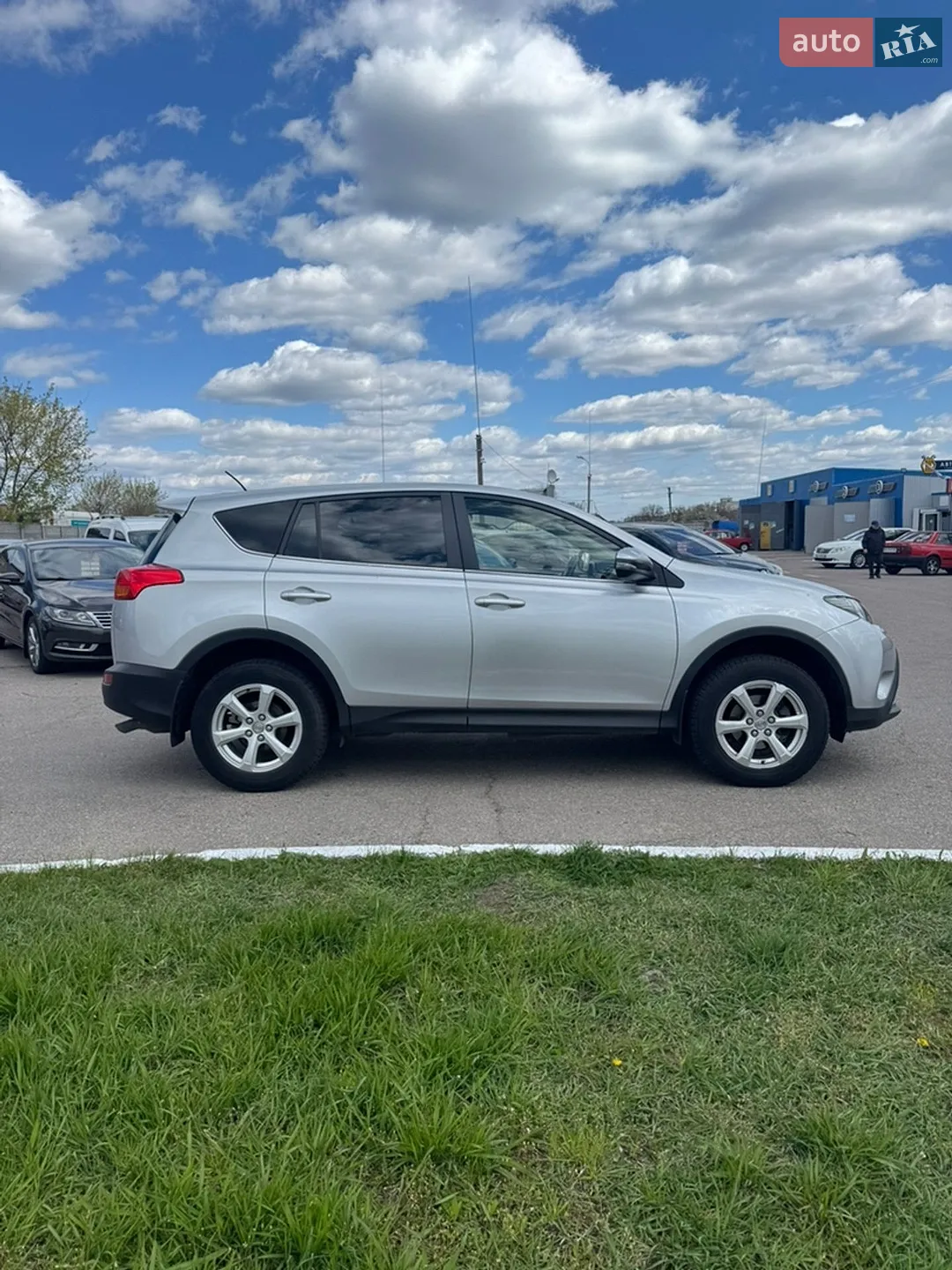 2013 Toyota RAV 4 - мініатюра 8