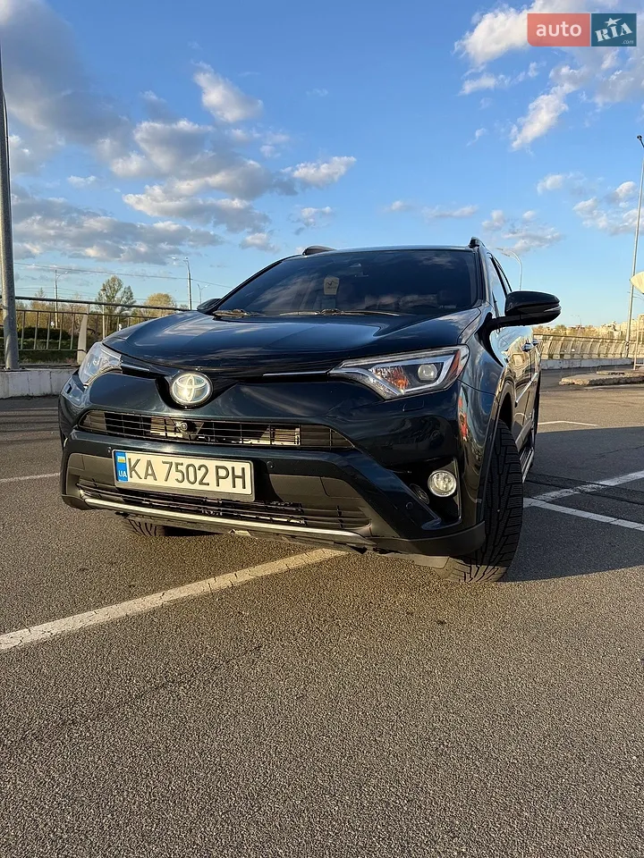 2016 Toyota RAV 4 - мініатюра 18