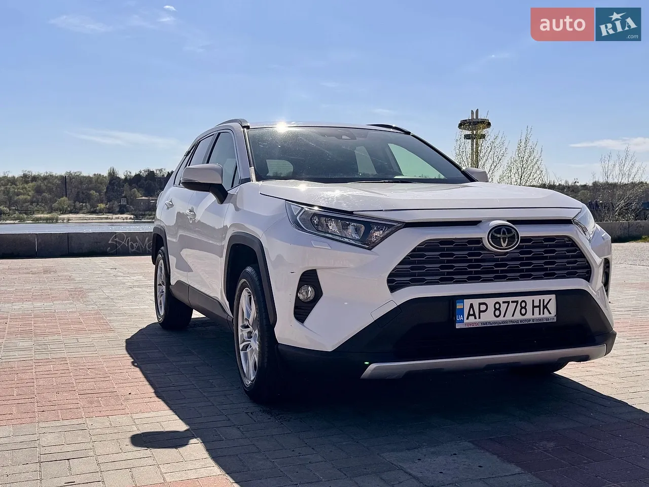 2021 Toyota RAV 4 - мініатюра 13
