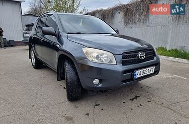 Позашляховик / Кросовер Toyota RAV4 2007 в Києві