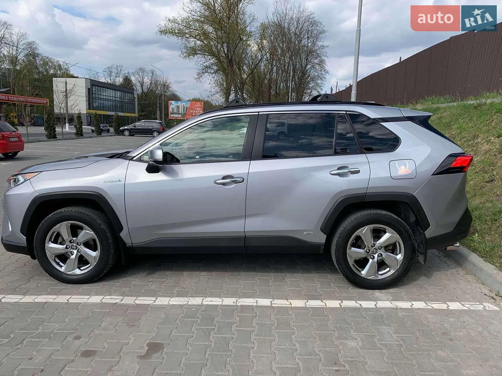 2020 Toyota RAV 4 - мініатюра 4