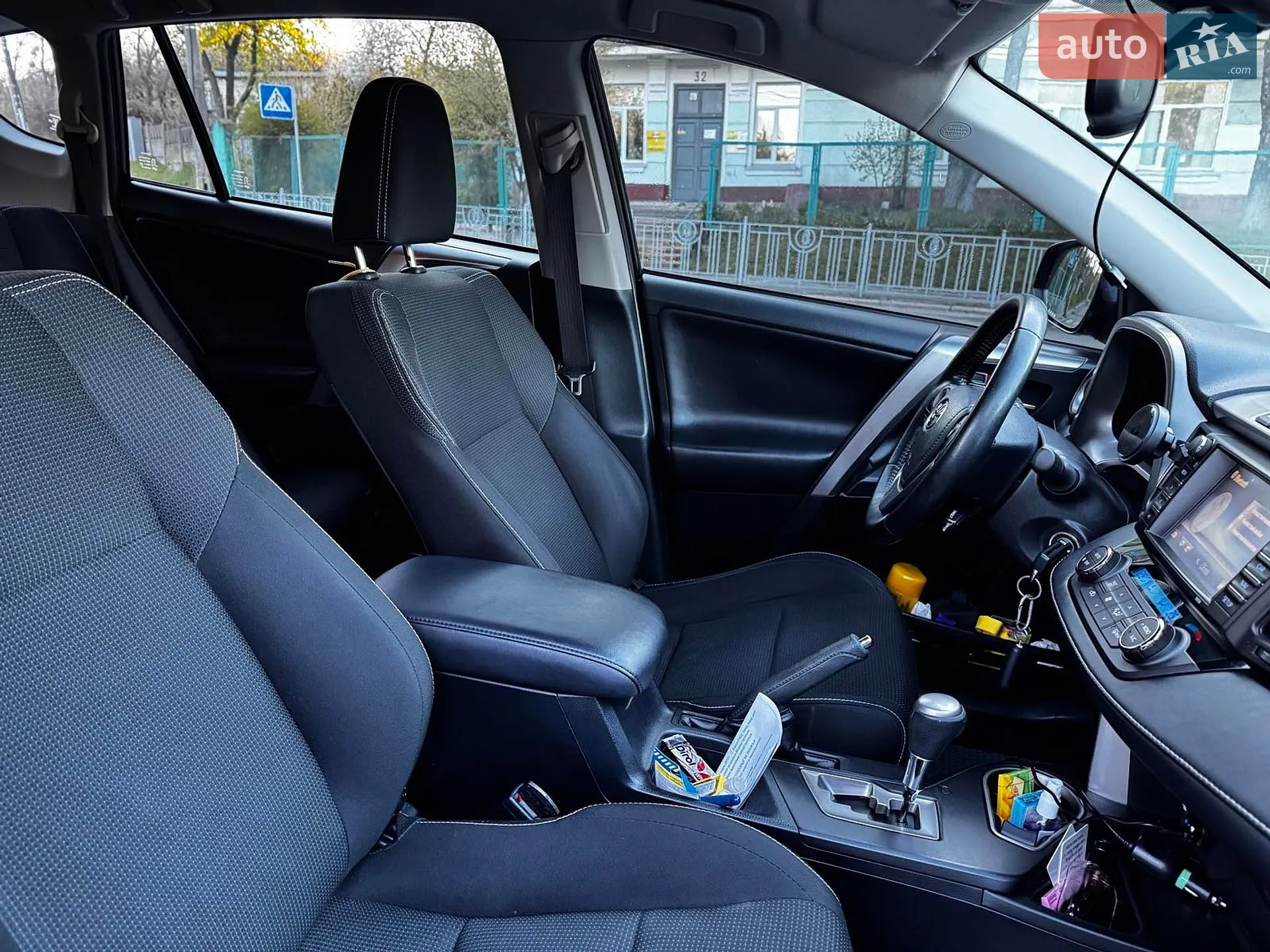 2017 Toyota RAV 4 - мініатюра 30