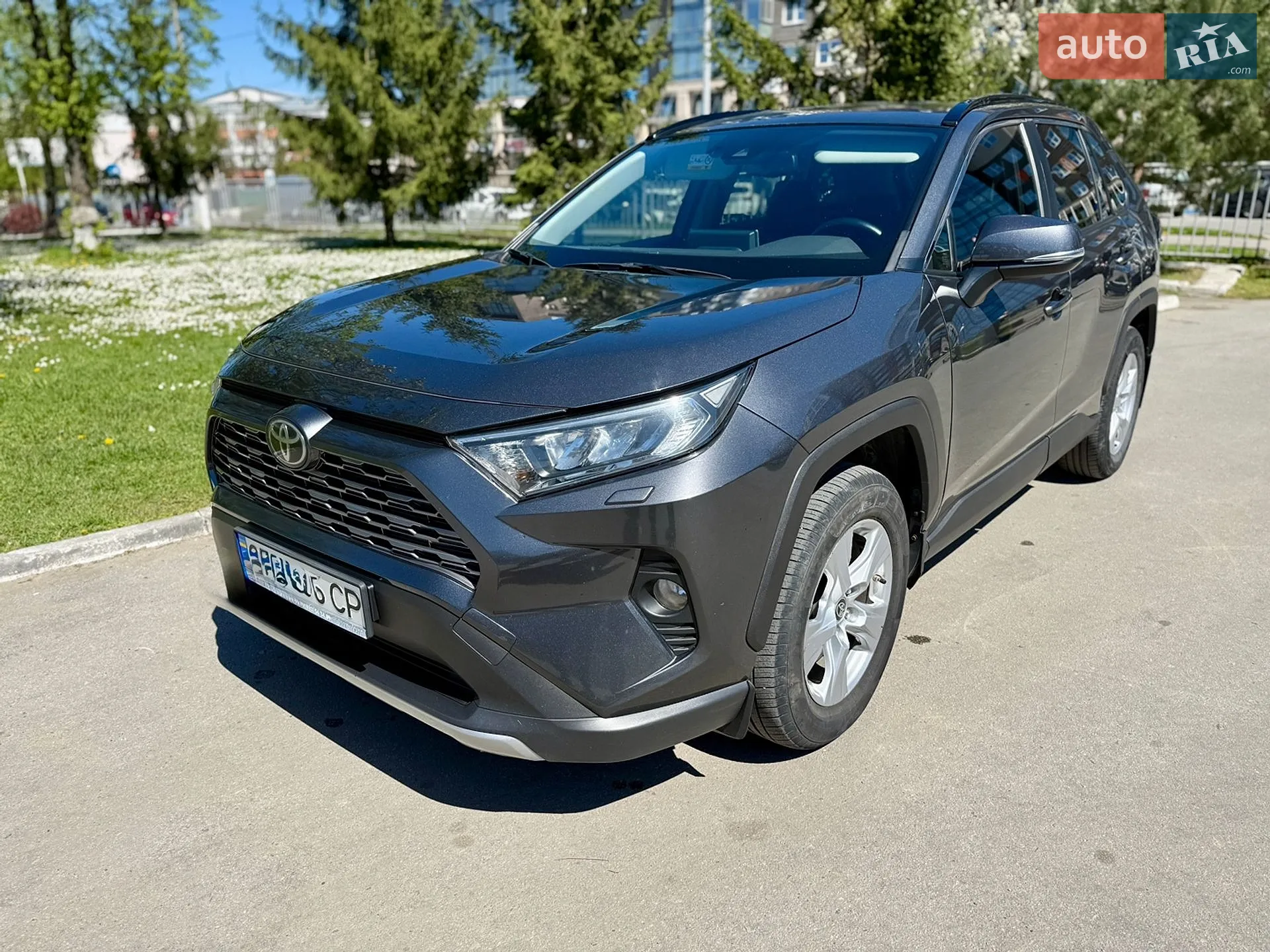 2019 Toyota RAV 4 - фото 1
