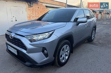 Позашляховик / Кросовер Toyota RAV4 2019 в Полтаві