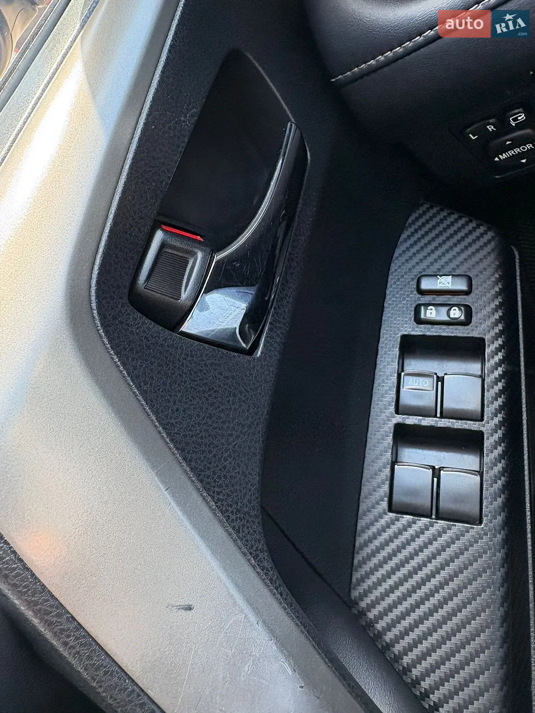 2015 Toyota RAV 4 - мініатюра 4